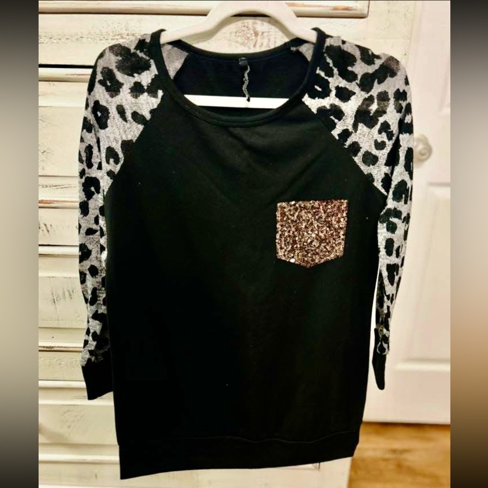 Leopard Top